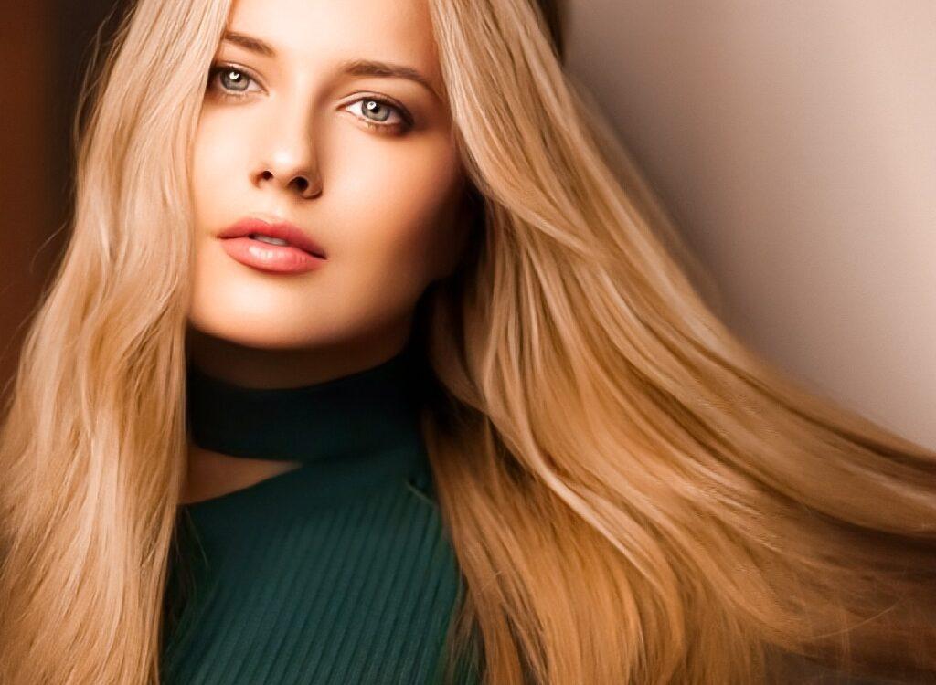 Jak uzyskać delikatne fale na włosach?
