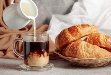 Ile kalorii ma kawa z mlekiem?